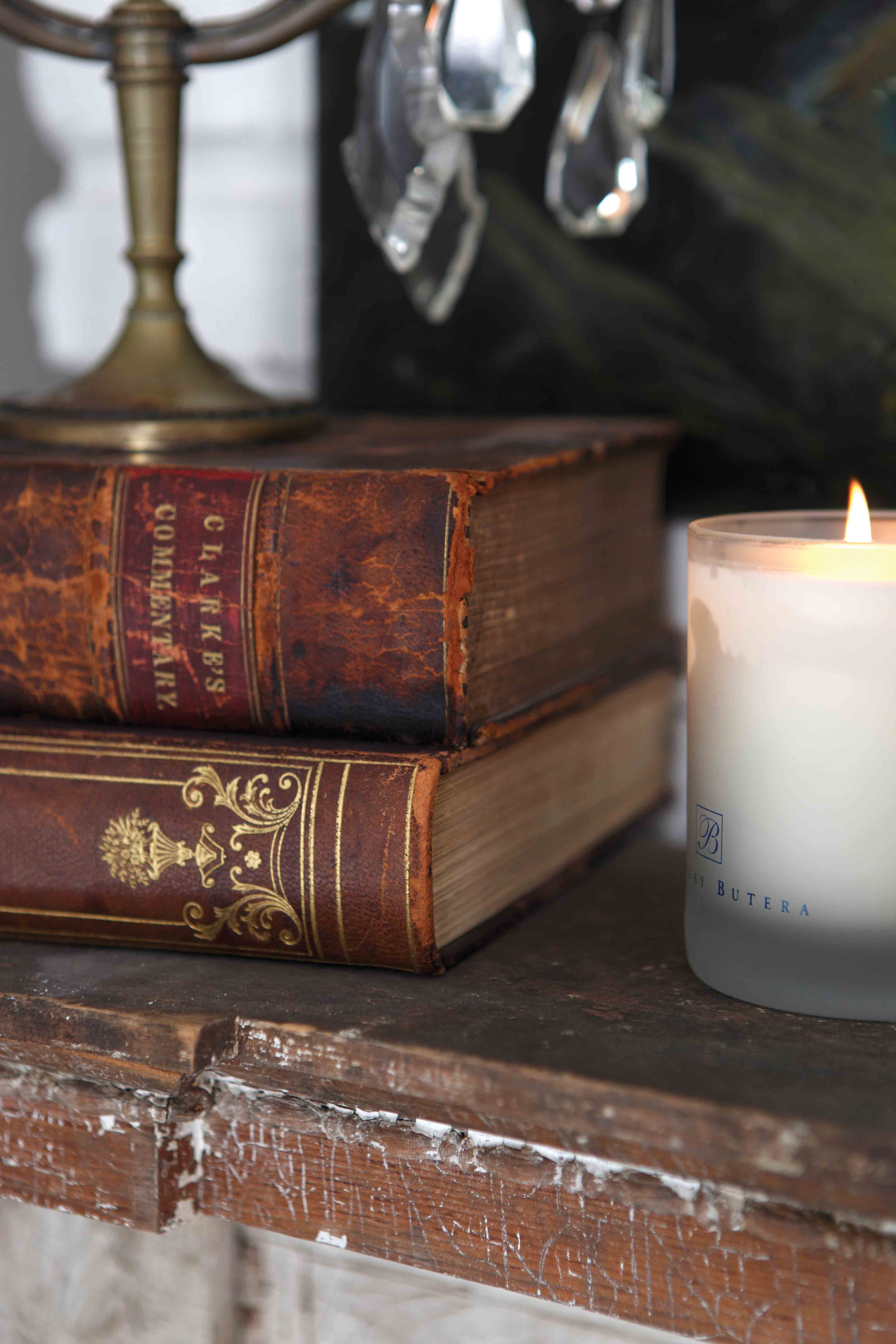 Book and candle - Cottage style decorating, renovating and entertaining ...