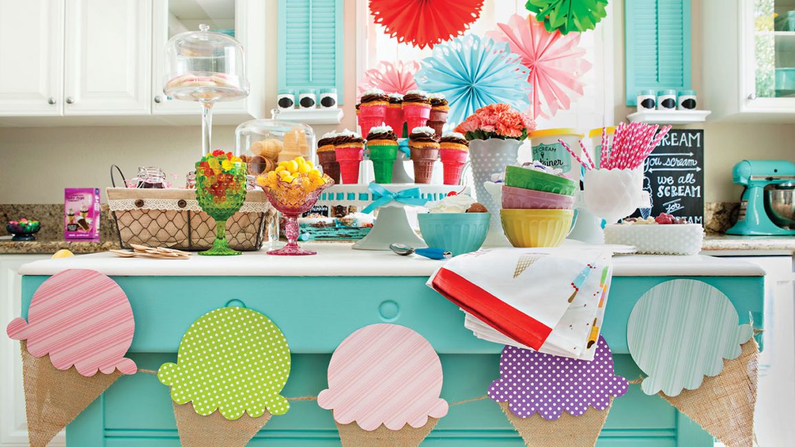 Throw A Summer Ice Cream Social Cottage Style Decorating   Featured 1156x650 