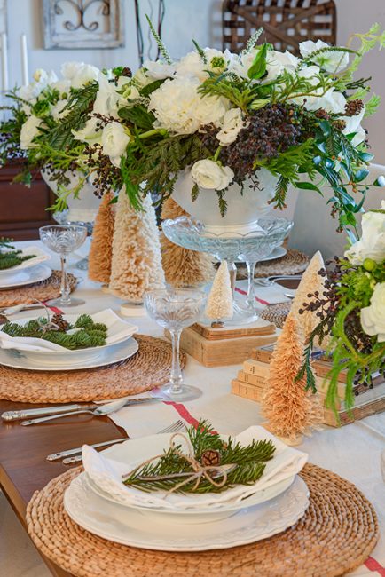 Designing The Perfect Holiday Table - Cottage style decorati