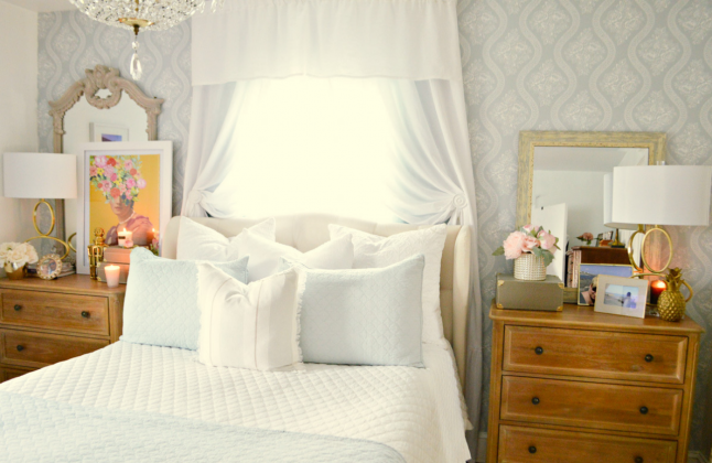 5 Updates for a Cottage Bedroom - Cottage style decorating,