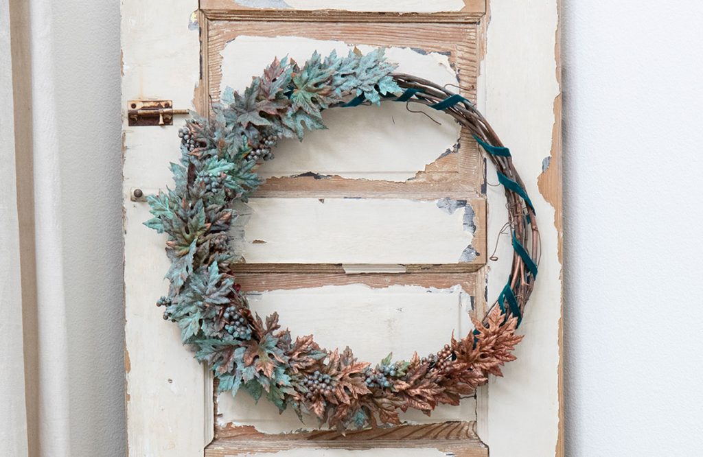 How to Make Your Own Copper Patina Fall Wreath - Cottage sty