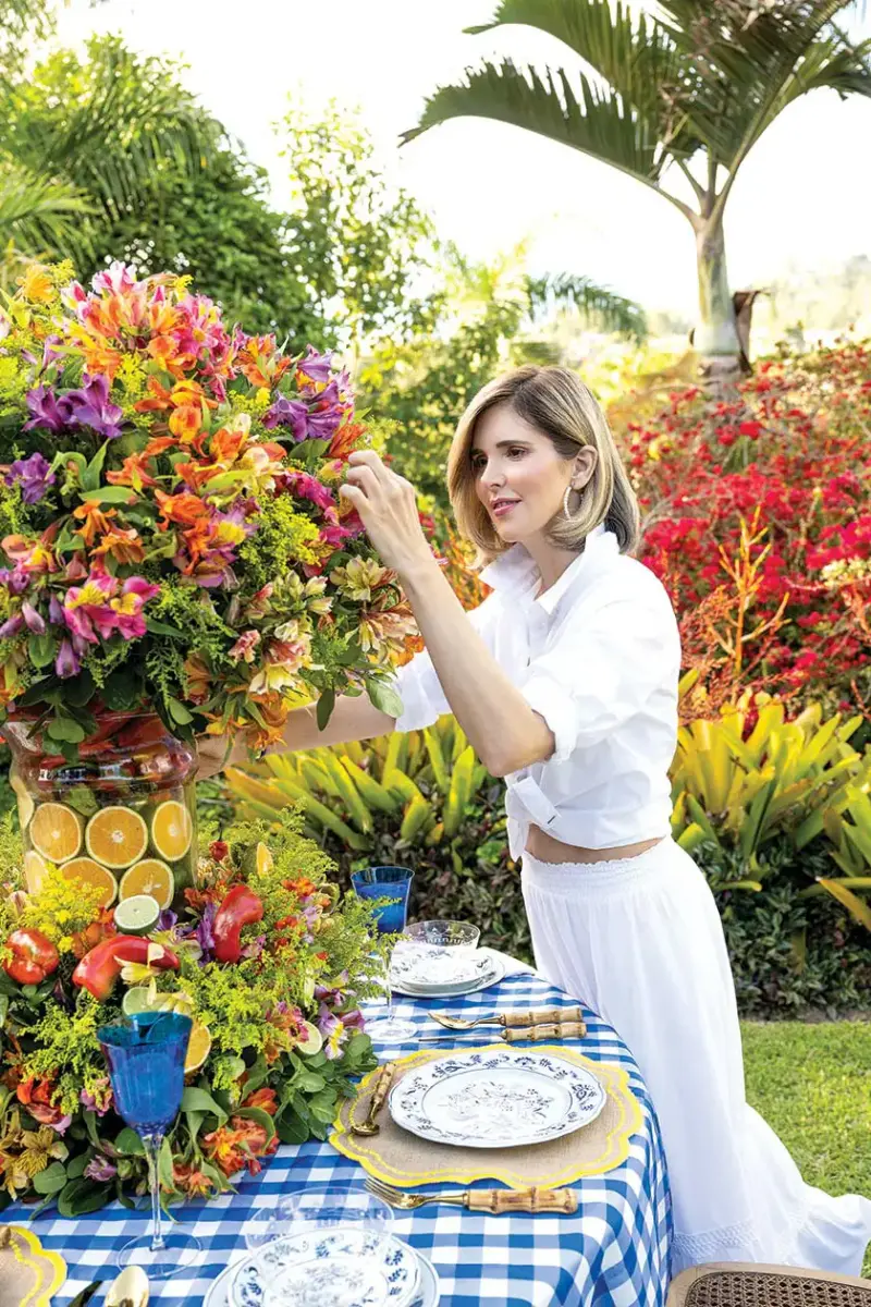 Andreina Chirinos Paoli styling her Italian inspired tablescape