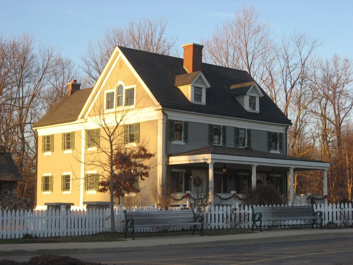 historic West Harris house in Fishers, Indiana